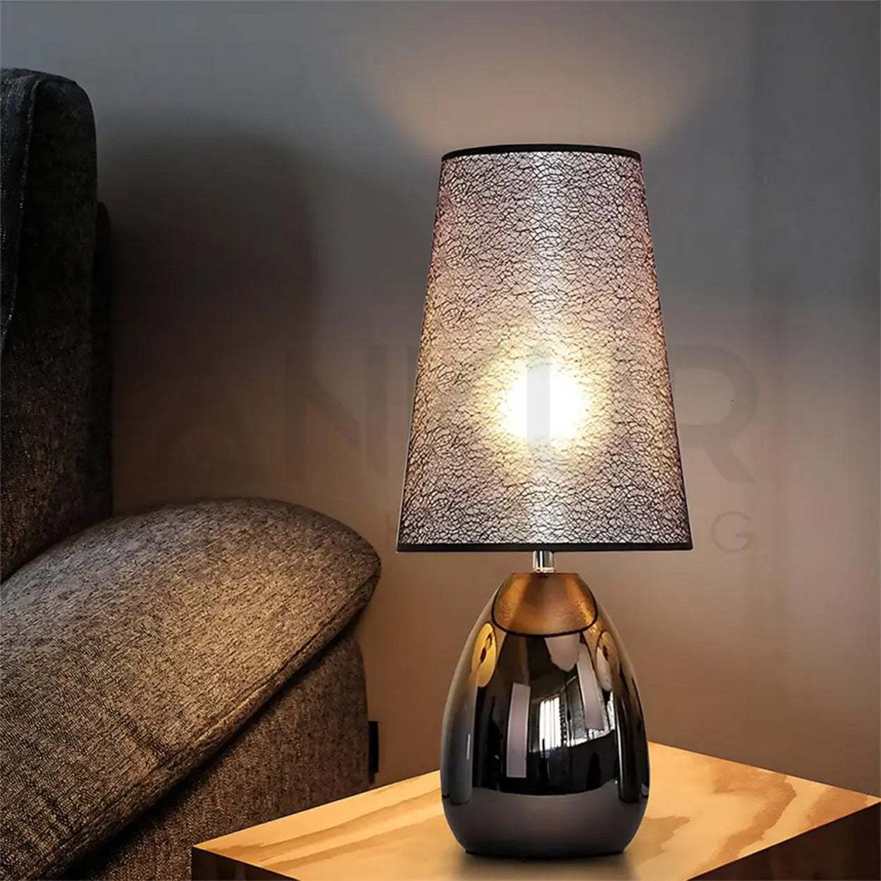 ANKUR NOIR GLOSSY FINISH METAL BEDSIDE TABLE LAMP