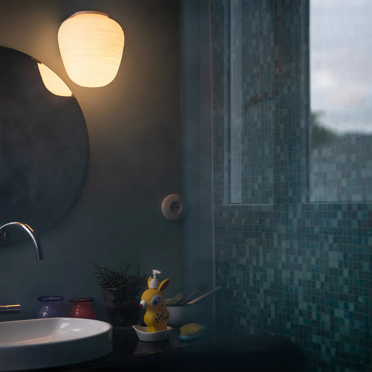 ANKUR CRAG RITUALS GLASS PENDANT LIGHT FOR RESTURANTS AND INDOOR LIGHTING