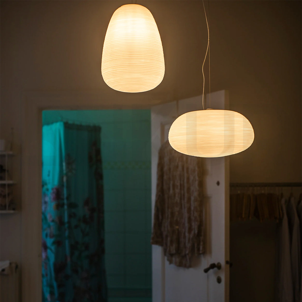 ANKUR CRAG RITUALS GLASS PENDANT LIGHT FOR RESTURANTS AND INDOOR LIGHTING