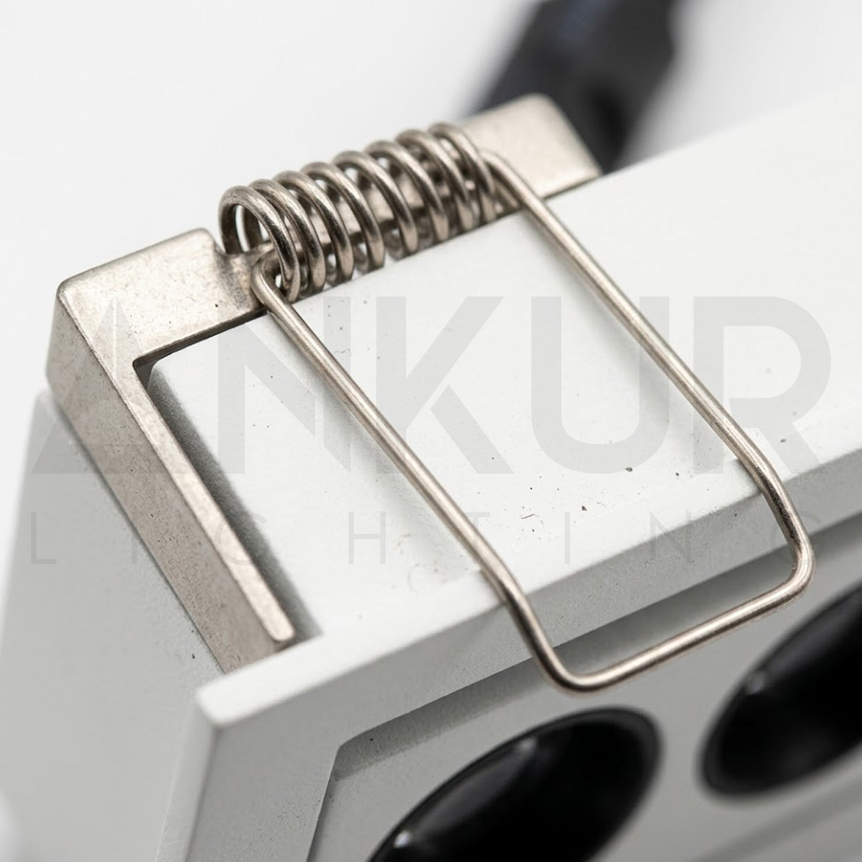 ANKUR LYNN TILTABLE LASERBLADE TRIM LED RECESSED LIGHT