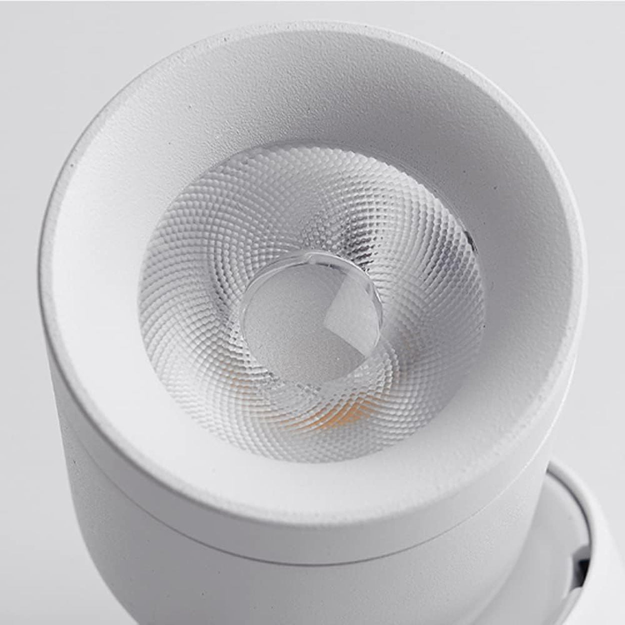 ANKUR AM30 ULTRATHIN MAGNETIC 54MM 7W ROUND ADJUSTABLE LIGHT