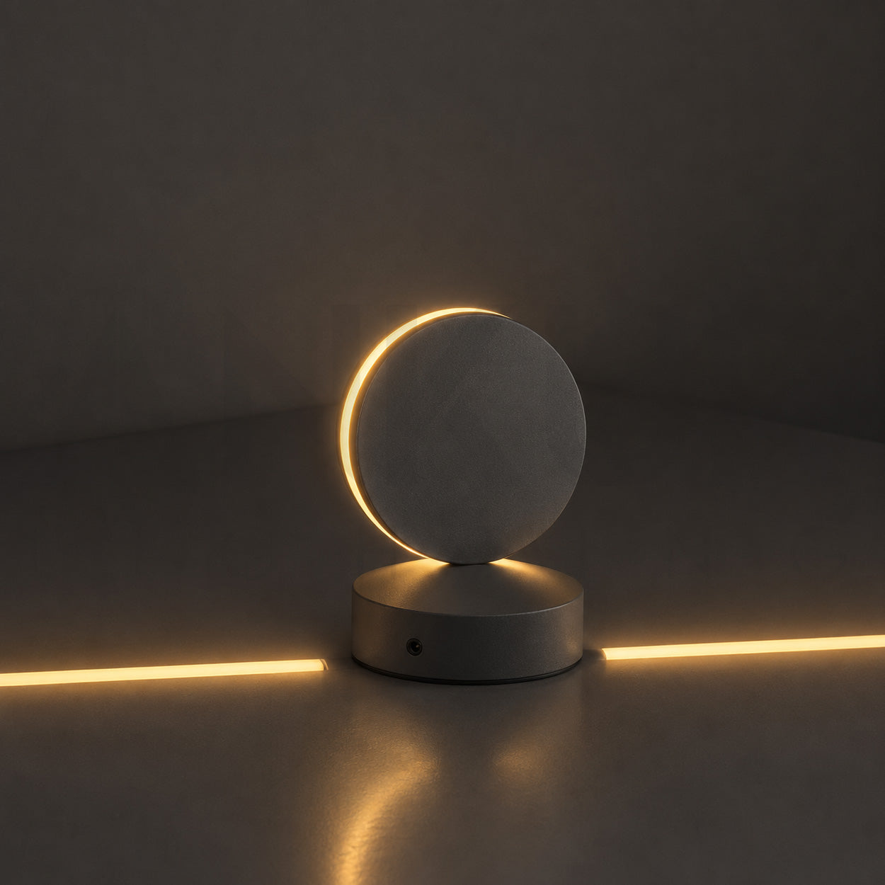 ANKUR MODERN 541 IGUZ 360° TRICK LED OUTDOOR WALL LIGHT