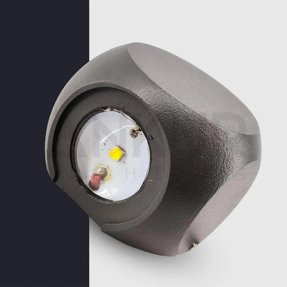 ANKUR COMPATTA CUBO OUTDOOR LED WALL LIGHT - Ankur Lighting