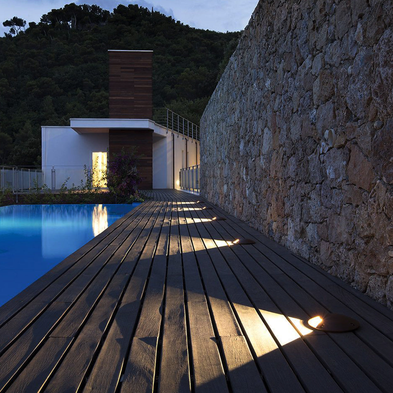 ANKUR PIANO LED LANDSCAPE PATHWAY LIGHT