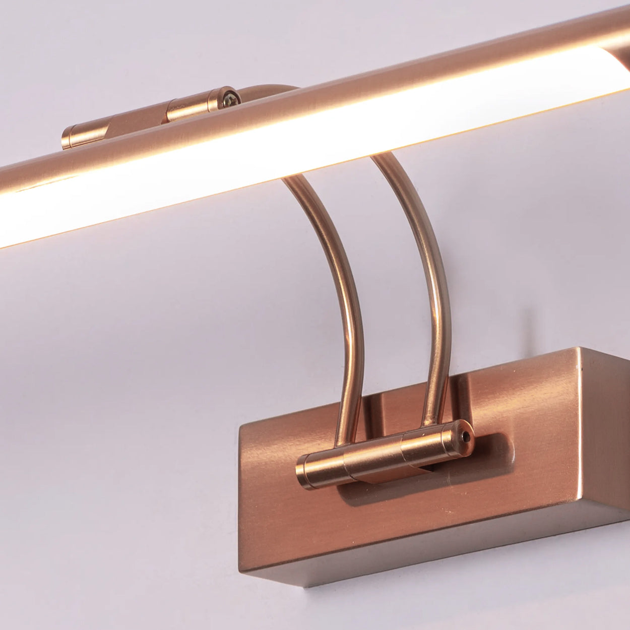 ANKUR LEXUS DOUBLE TWIST ADJUSTABLE PICTURE WALL LIGHT