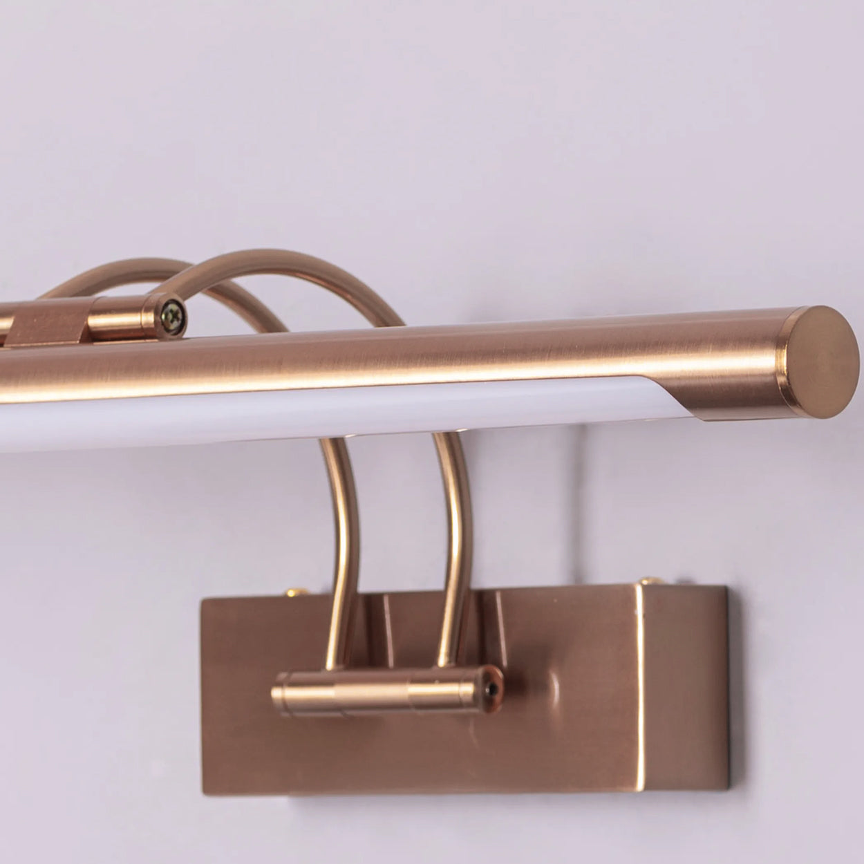 ANKUR LEXUS DOUBLE TWIST ADJUSTABLE PICTURE WALL LIGHT