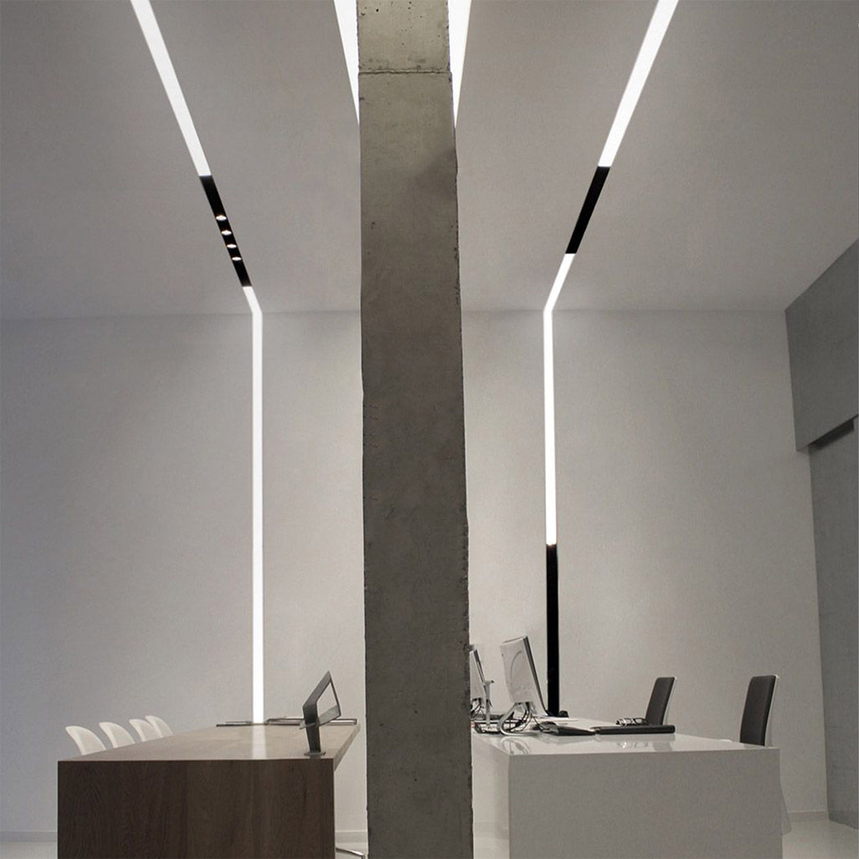 ANKUR AM20 MAGNETIC LINEAR DIFFUSED PROFILE LED LIGHT