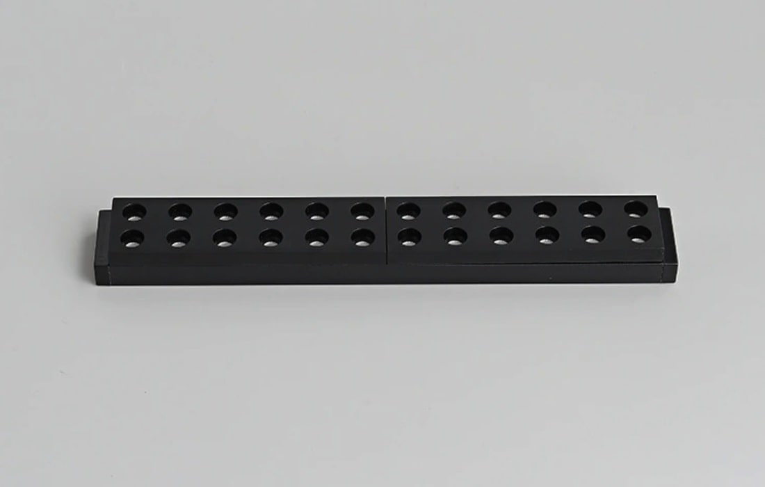 ANKUR AM30 ULTRATHIN MAGNETIC 240MM 10W LINEAR GRILLE LIGHT