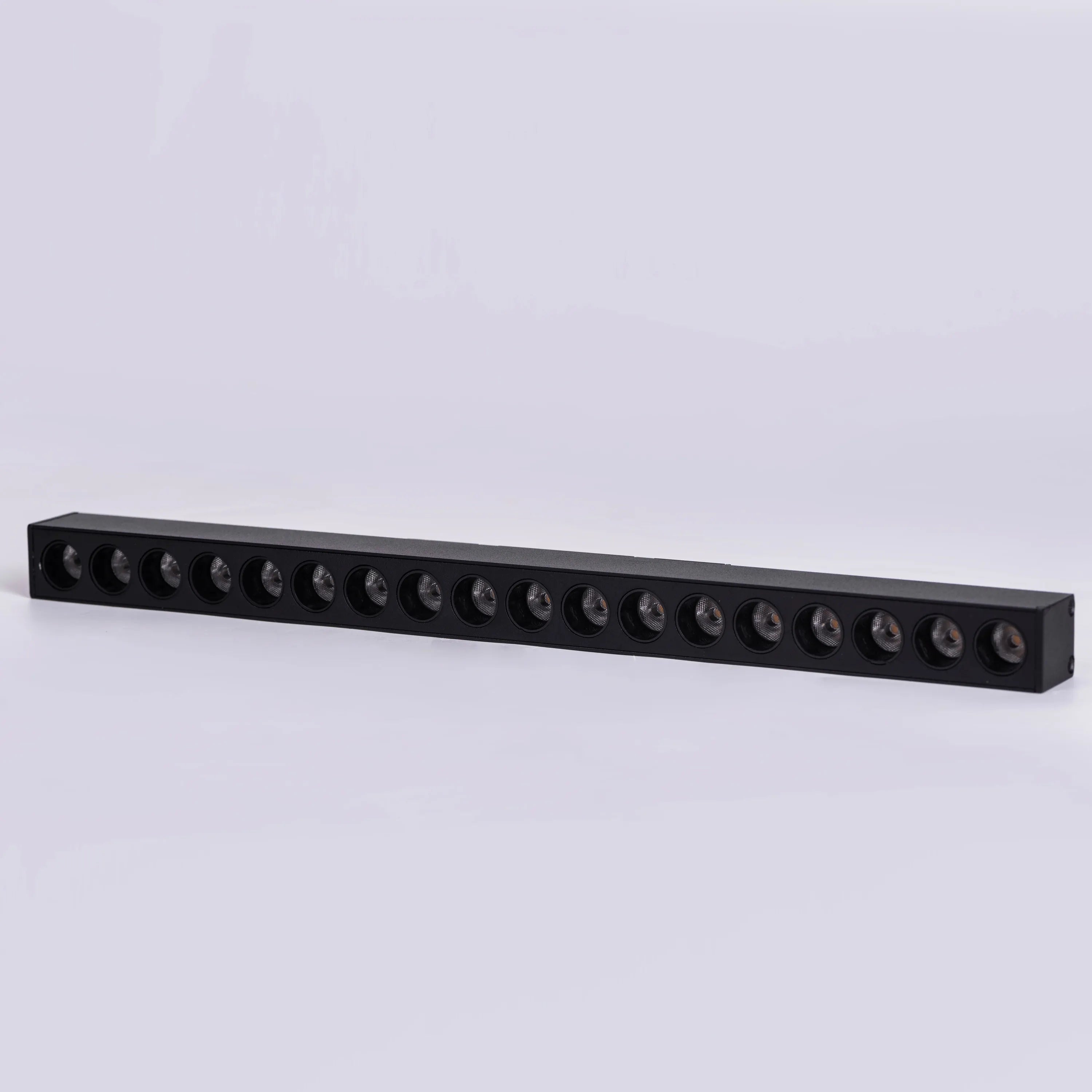 ANKUR AM5 EXTREMELY SLIM MAGNETIC LINEAR LASERBLADE ALUMINIUM PROFILE LED LIGHT