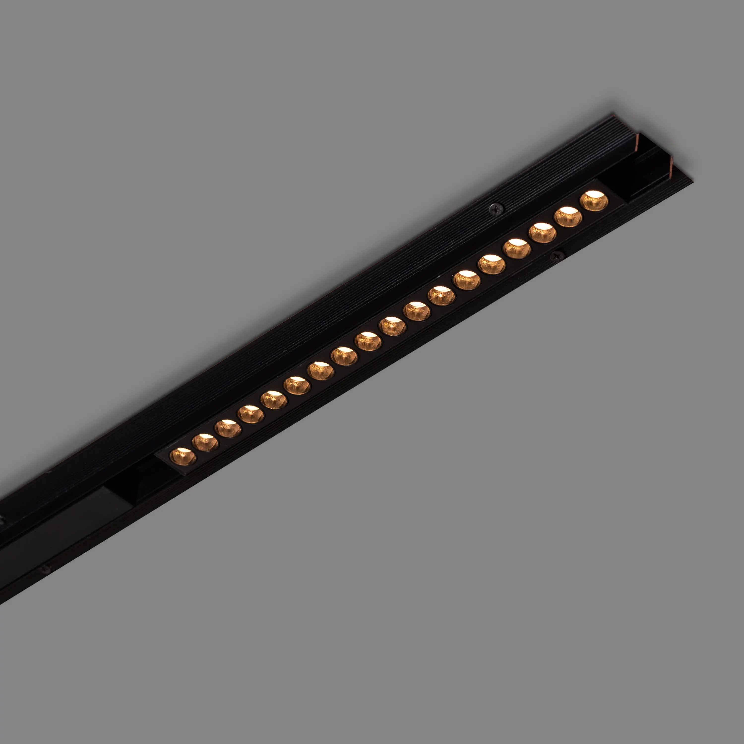 ANKUR AM5 EXTREMELY SLIM MAGNETIC LINEAR LASERBLADE ALUMINIUM PROFILE LED LIGHT