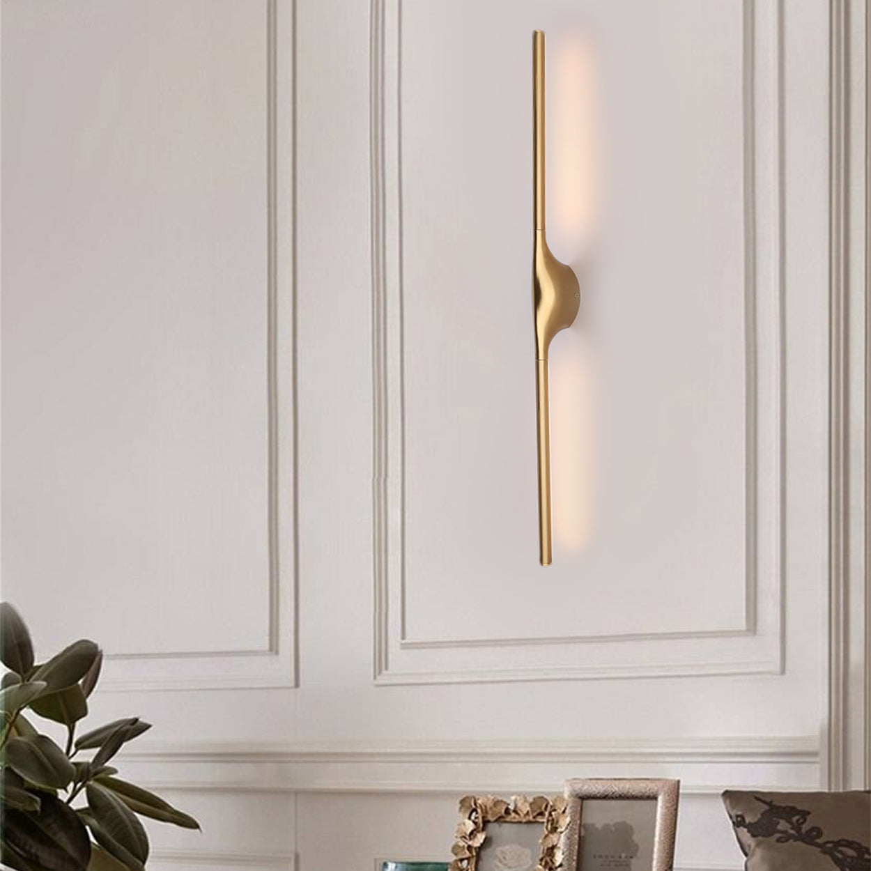 ANKUR MARCELLO MODERN WALL LIGHT