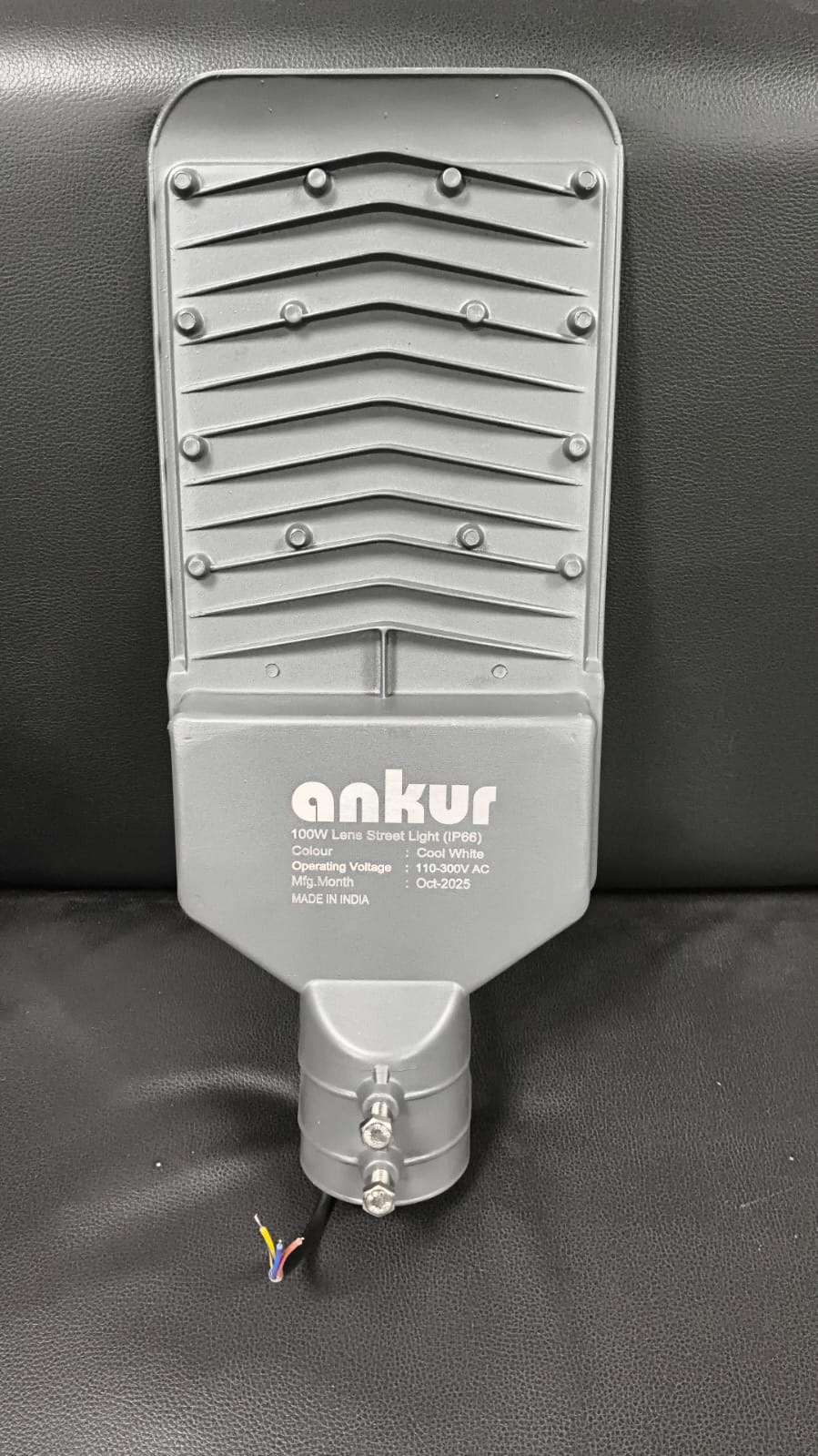 ANKUR DURABLE OUTDOOR LED STREET LIGHT FOR COMMERCIAL AND DECORATIVE LIGHTING -20W/3000K